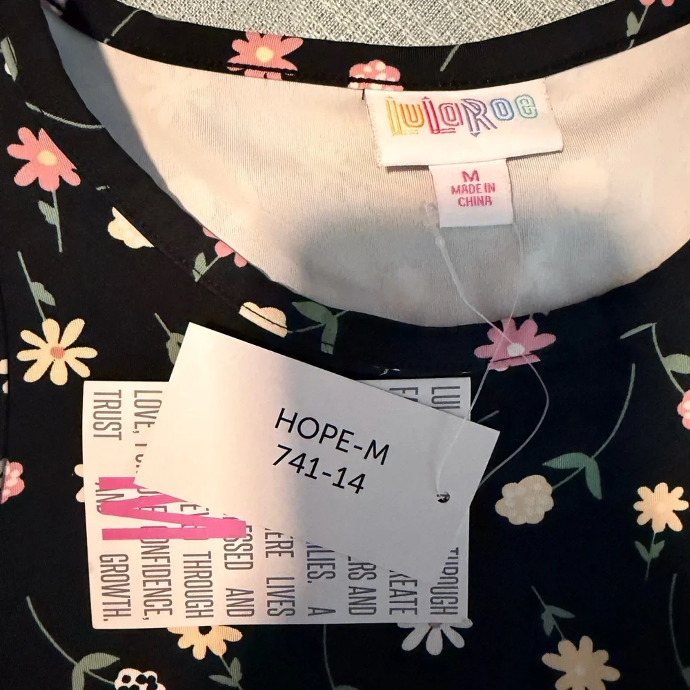 LuLaRoe Hope Bodysuit – NWT - Picture 2 of 3